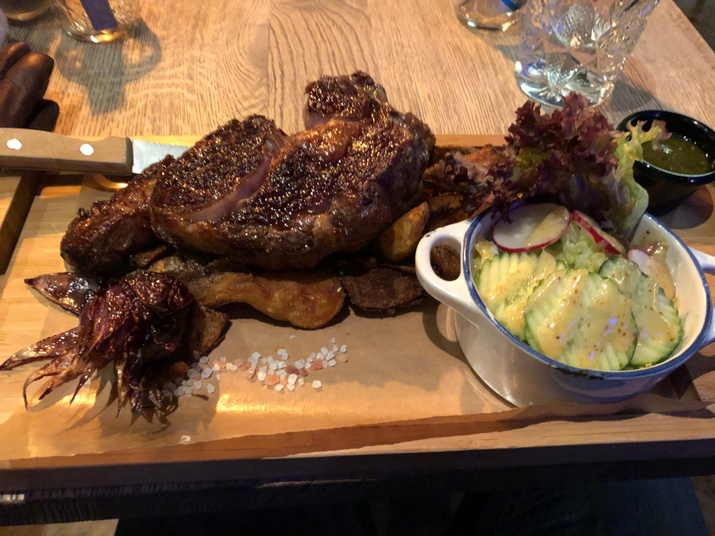 Restaurant steak